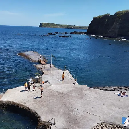 Casa Escaleiras * Praia da Vitoria